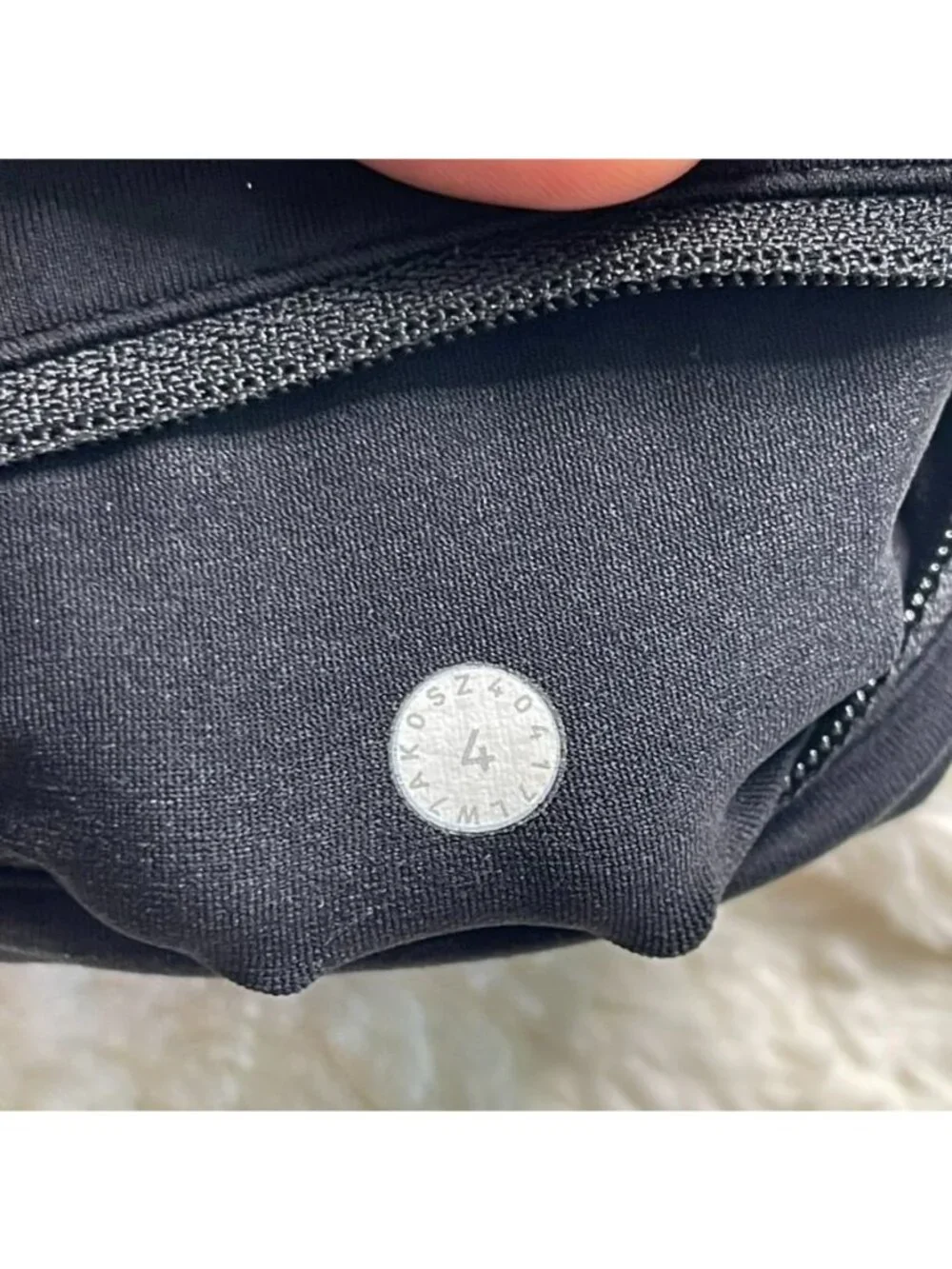 Lululemon Speed Up Shorts Black Size 4 High Rise 4 Inch Inseam Zipper Pocket